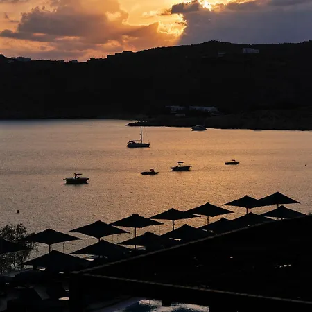 麦肯尼亚帝国 - 世界一流酒店 5* Elia (Mykonos)