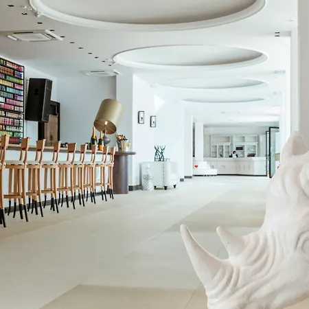 麦肯尼亚帝国 - 世界一流酒店 Elia (Mykonos)